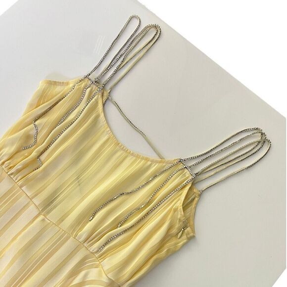 LoveShackFancy Darralis‎ Dress in Soft Yellow - Picture 4 of 16